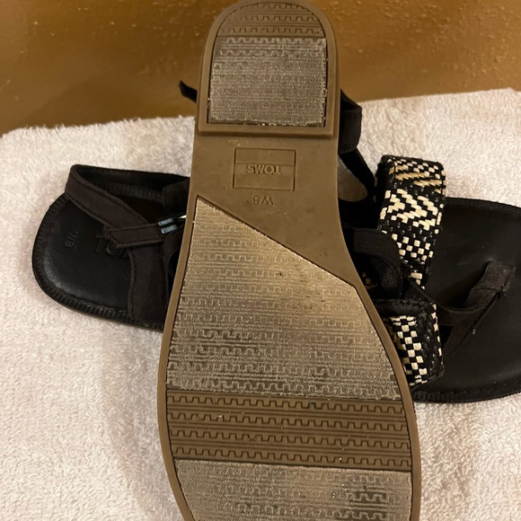 Tons T-Bar Sandals - Picture 4 of 6